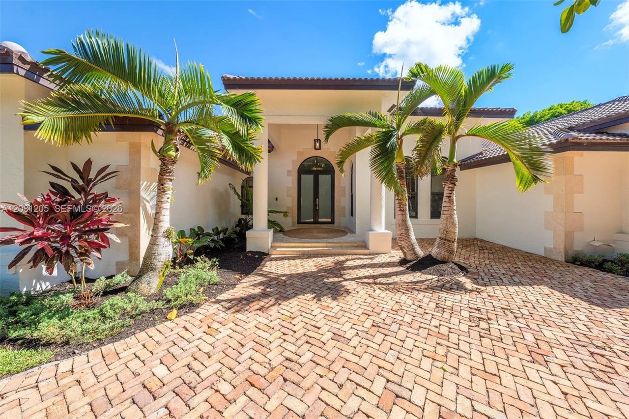 7250 SW 99th St , Pinecrest, FL 33156 Photo