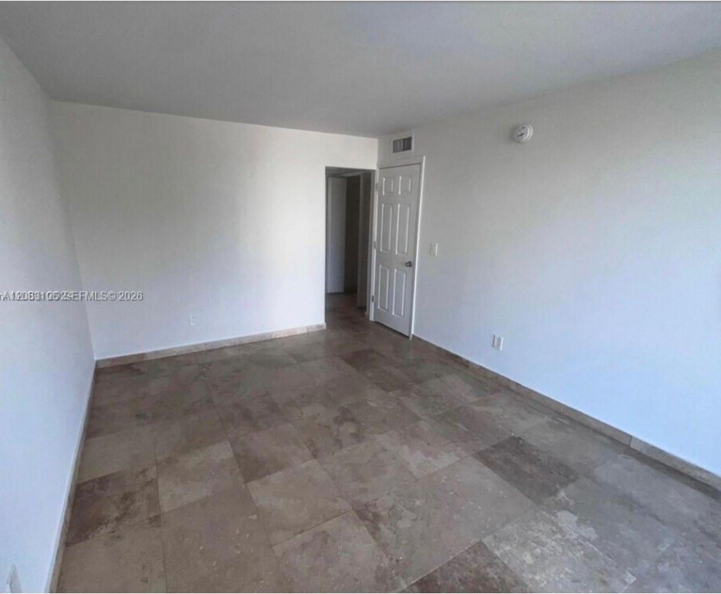 1801 S Treasure Dr, Unit 429, North Bay Village, FL 33141 Photo