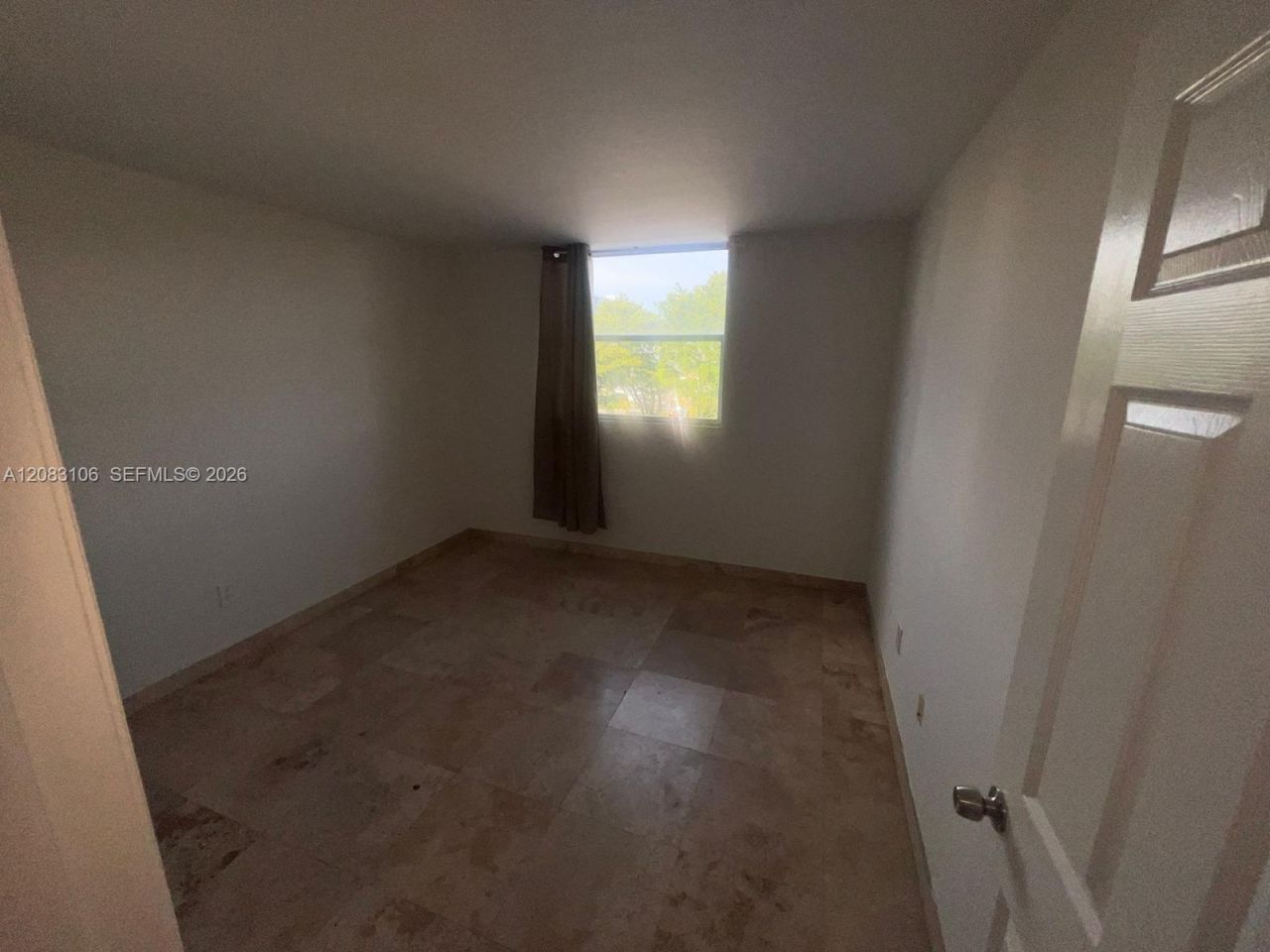1801 S Treasure Dr, Unit 429, North Bay Village, FL 33141 Photo