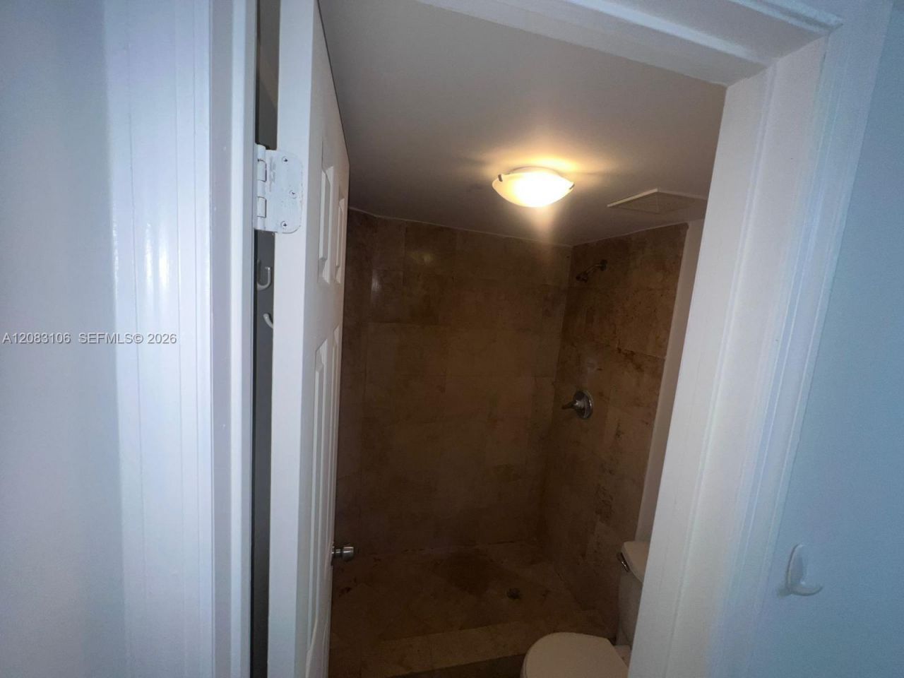 1801 S Treasure Dr, Unit 429, North Bay Village, FL 33141 Photo