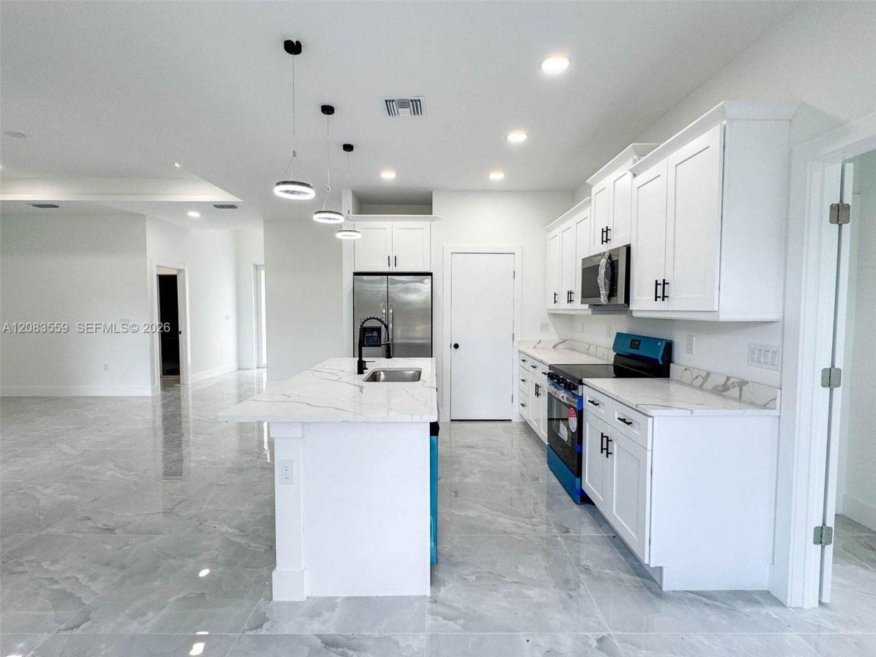 852 Belden Ave, Lehigh Acres, FL 33974 Photo
