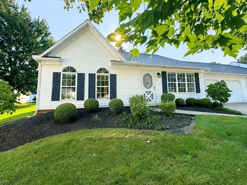 335 Chesapeake Cove, Painesville, OH 44077 Photo 1