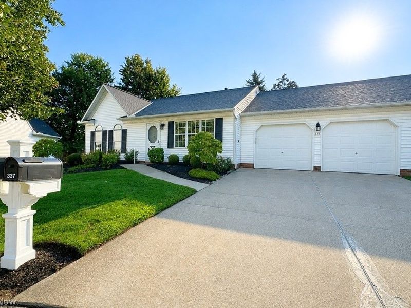 335 Chesapeake Cove, Painesville, OH 44077 Photo 4