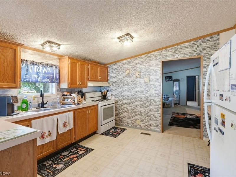 112 Evergreen Lane, Unit 112, Apple Creek, OH 44606 Photo 15