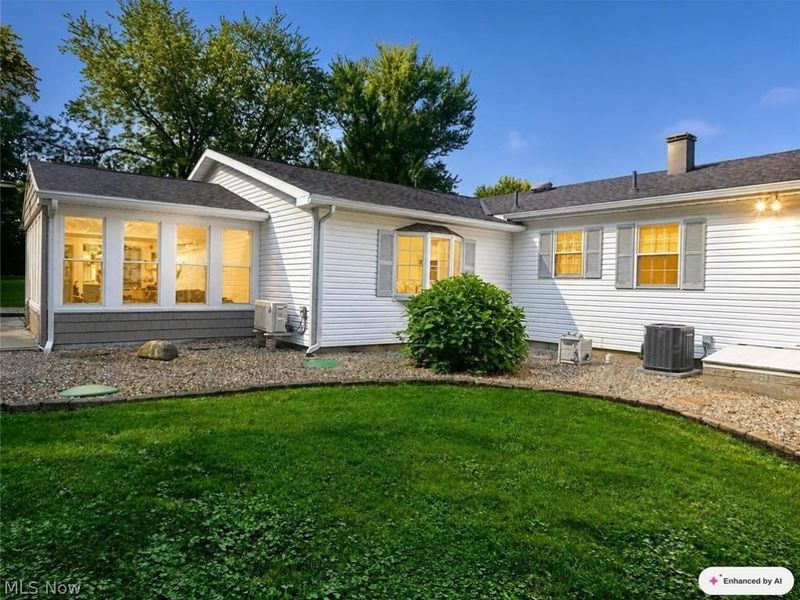 3040 E Spencer Circle, Geneva, OH 44041 Photo 4