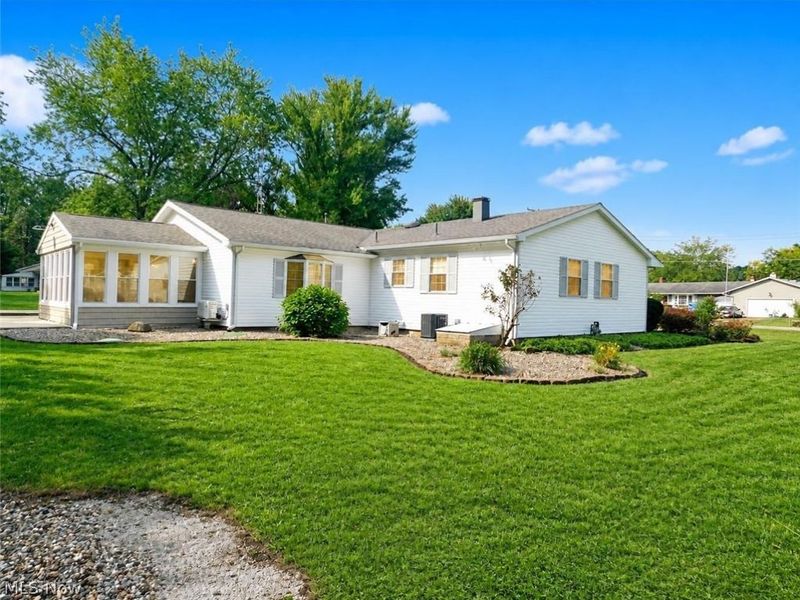 3040 E Spencer Circle, Geneva, OH 44041 Photo 6