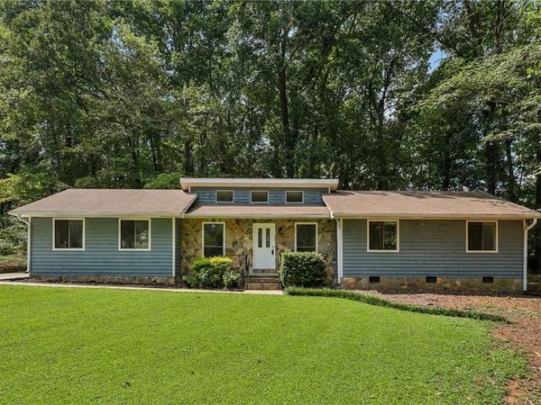 106 Hilltop Circle, Stockbridge, GA 30281