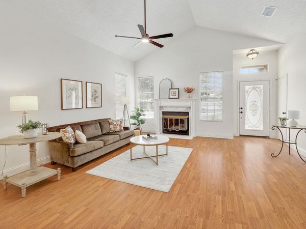 2012 Castle View DR, Austin, TX 78728