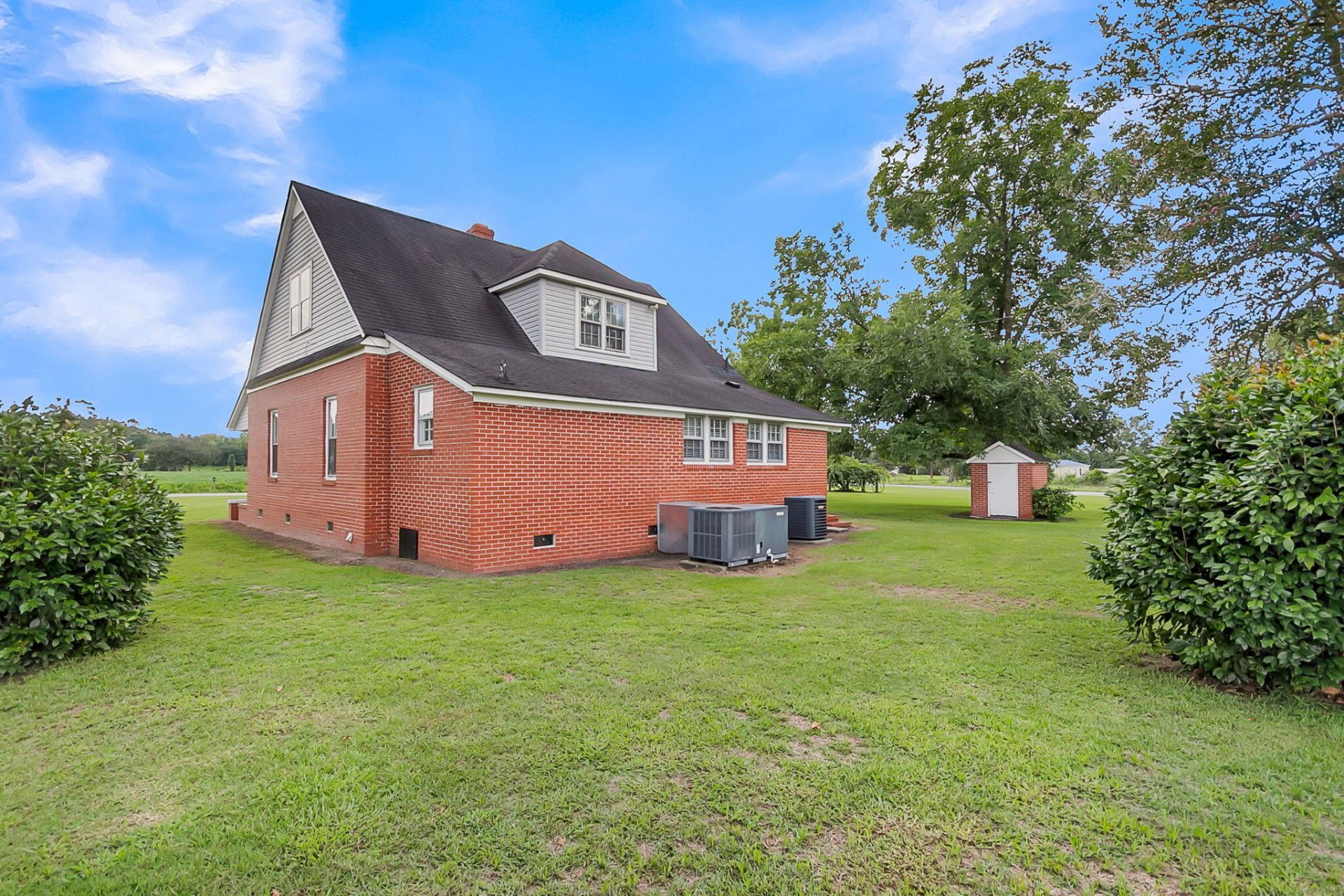 21 Broad Swamp Road Photo 12