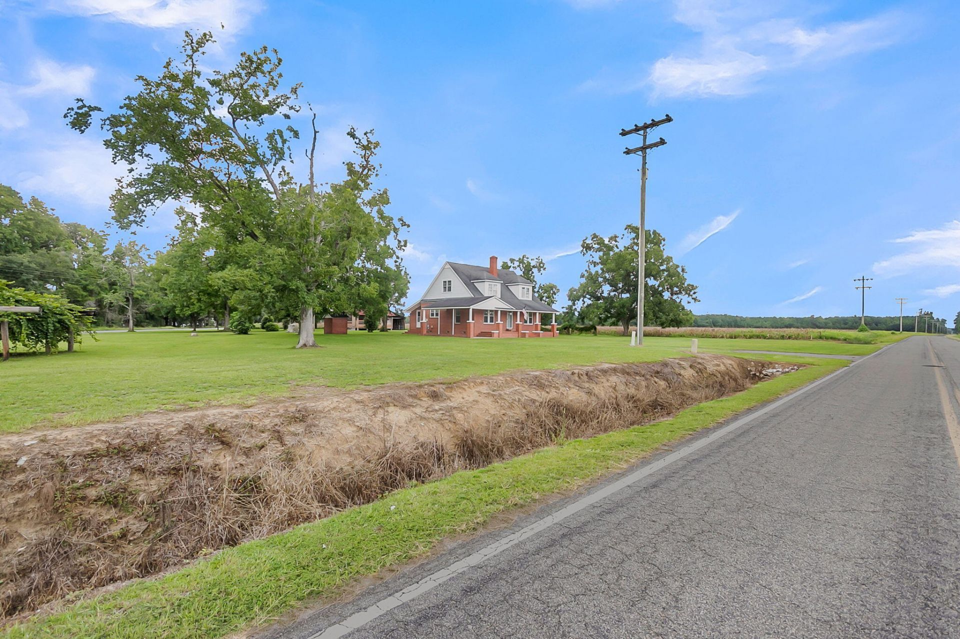 21 Broad Swamp Road Photo 2