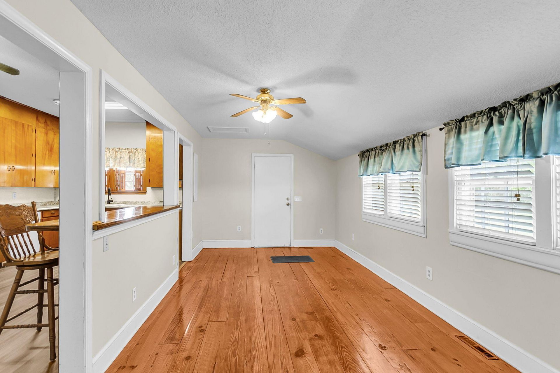 21 Broad Swamp Road Photo 31