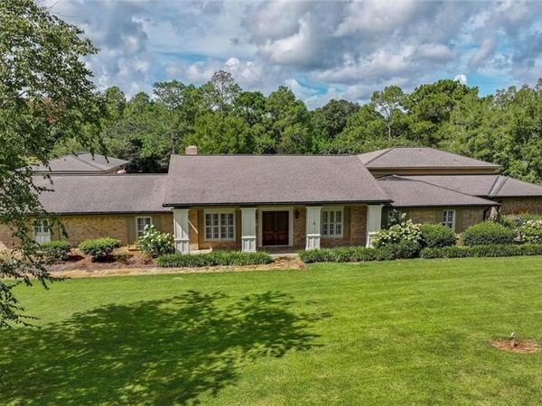 11434 Padgett Switch Road , Irvington, AL 36544