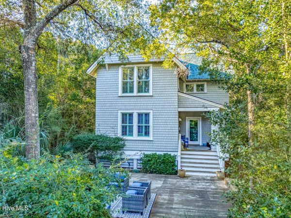 6 Keypost Court, Bald Head Island, NC 28461