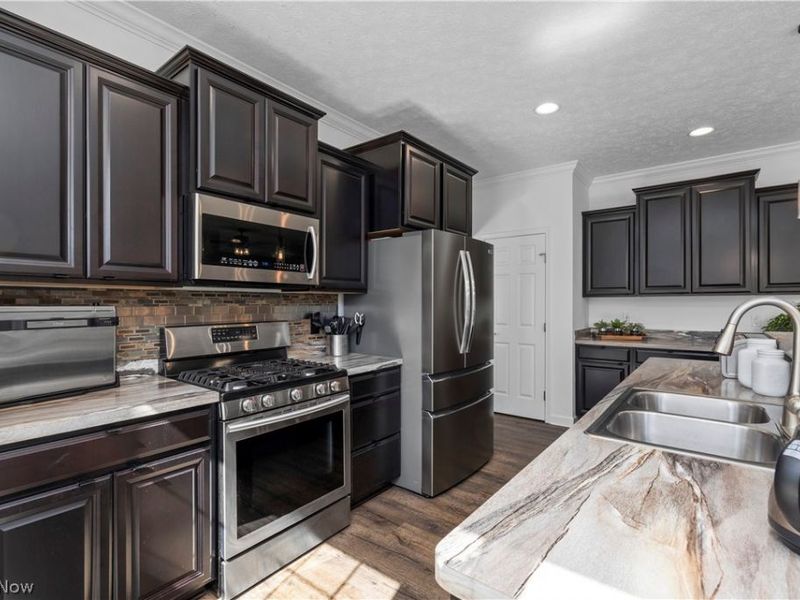 8782 Wakefield Run, North Ridgeville, OH 44039 Photo 13