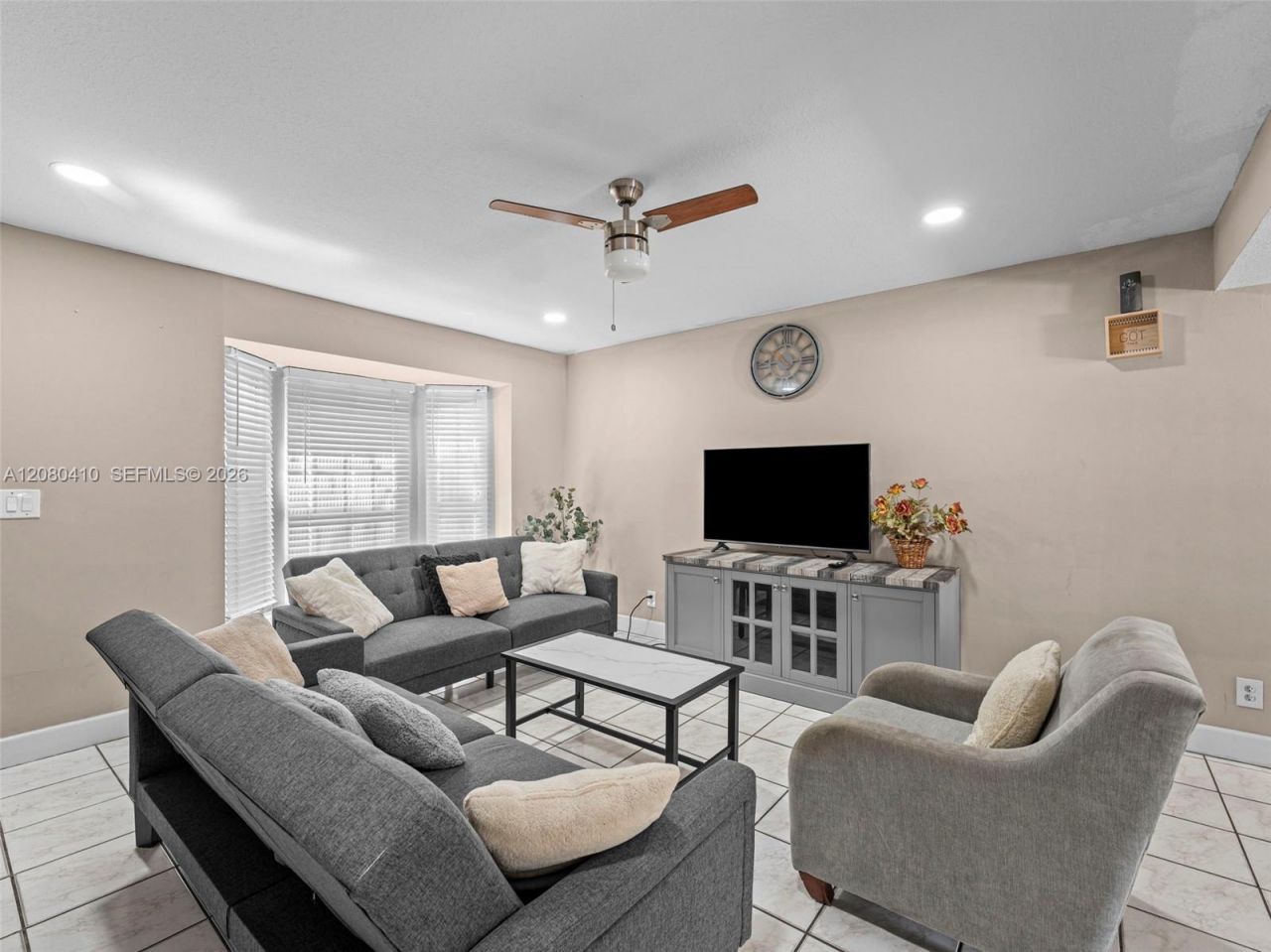 3609 Townhouse Ct , Unit 3609, West Palm Beach, FL 33407 Photo