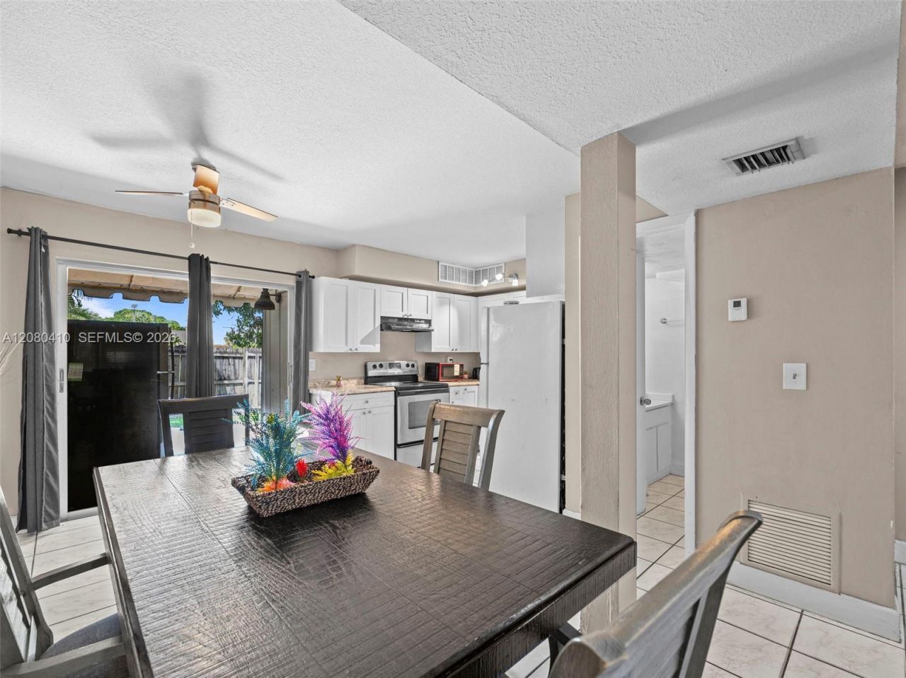 3609 Townhouse Ct , Unit 3609, West Palm Beach, FL 33407 Photo