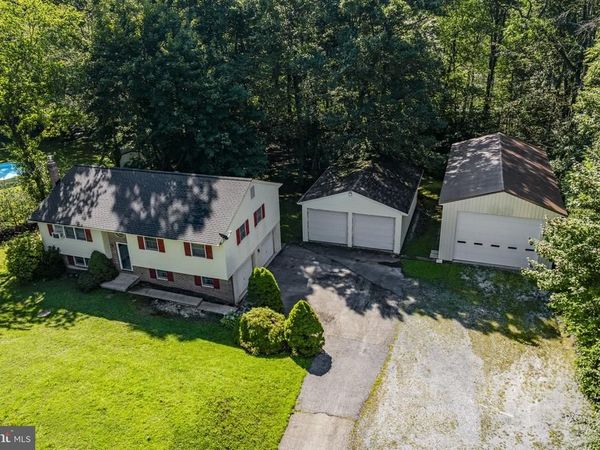901 NARVON ROAD , NARVON, PA 17555