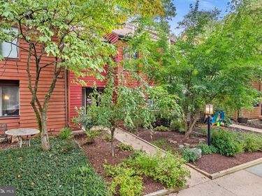 11545 HEARTHSTONE COURT, RESTON, VA 20191