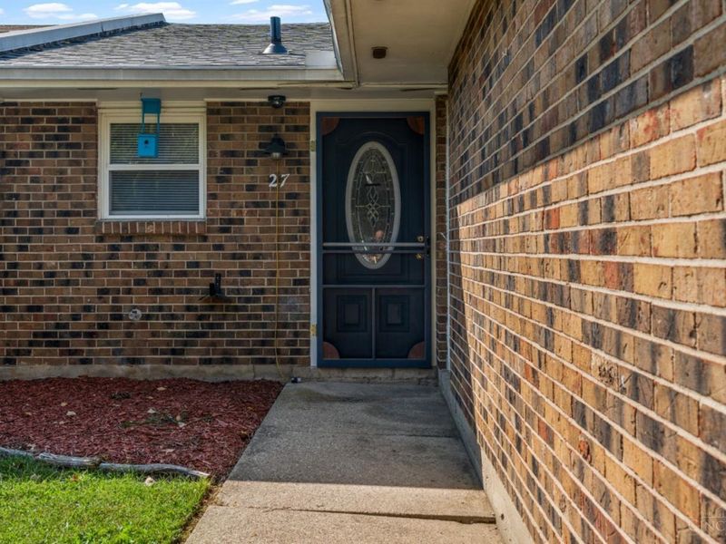 27 Highridge Court, Franklin, OH 45005 Photo 2