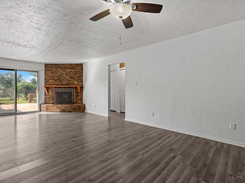 27 Highridge Court, Franklin, OH 45005 Photo 5