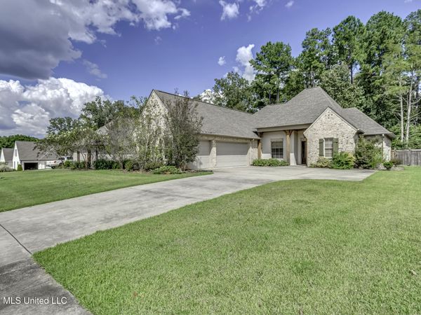 189 Stone Creek Drive, Madison, MS 39110