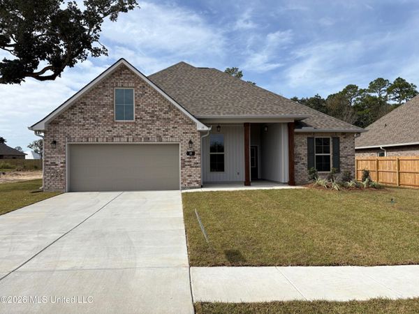 15 Byers Lane, Long Beach, MS 39560
