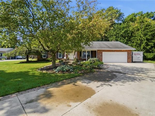2507 Debbie Drive, Lima, OH 45807