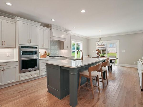 1831 Buxton Way , Burlington, NC 27215