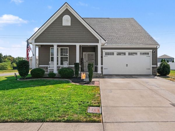 801 Raintree Dr, Smyrna, TN 37167