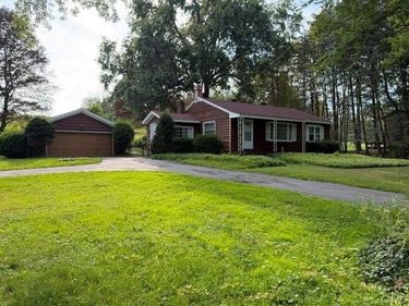 366 County Route 89 , Oswego, NY 13126