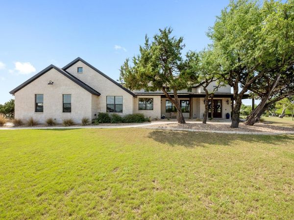 215 SANDY CREEK CV, Driftwood, TX 78619