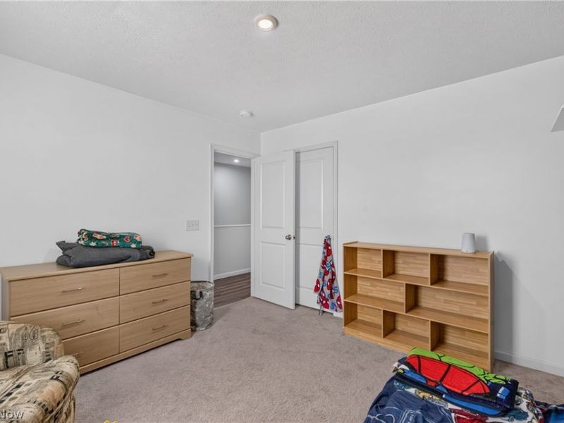 2614 Bishop Oval , Barberton, OH 44203 Photo 14
