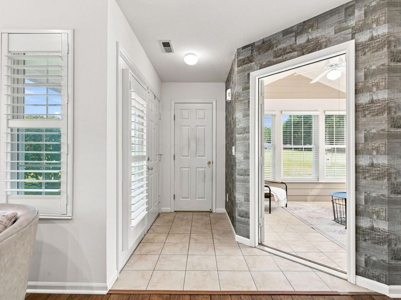 1266 Allington Lane, Columbus, OH 43240 Photo 6