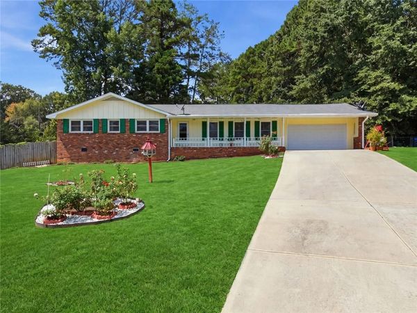 393 Greenleaf Court NW, Lilburn, GA 30047