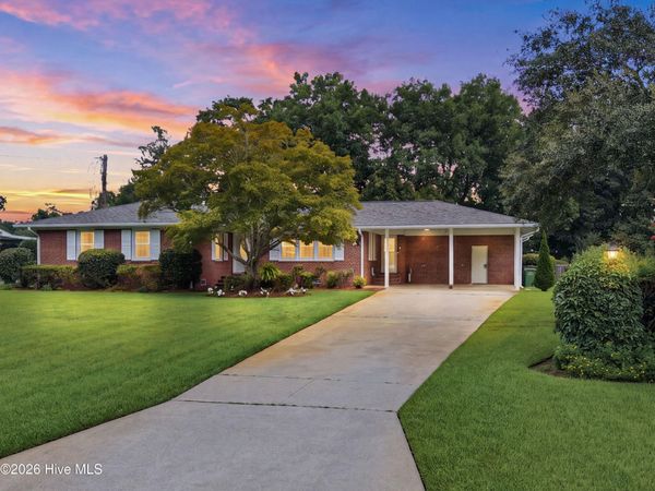 333 Johnston Drive, Wilmington, NC 28412