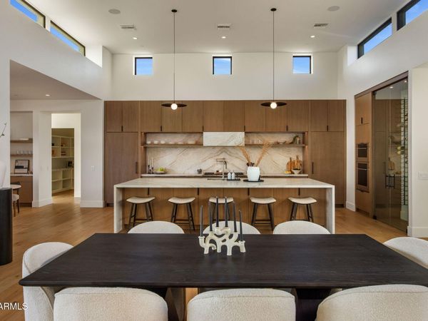7498 E WHISPER ROCK Trail, Scottsdale, AZ 85266