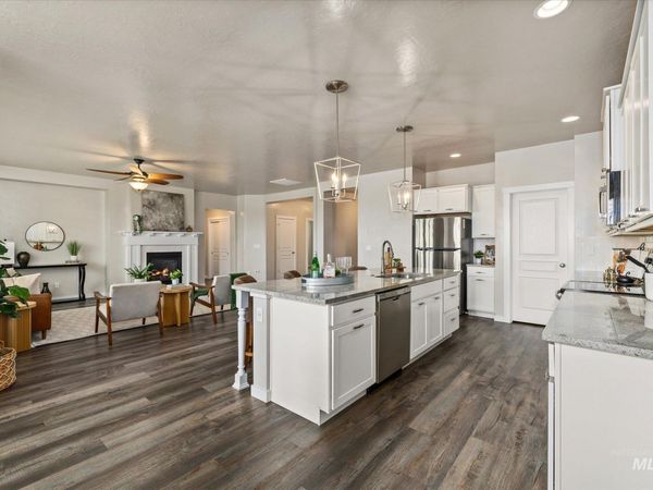 11883 W Trailheights, Star, ID 83669