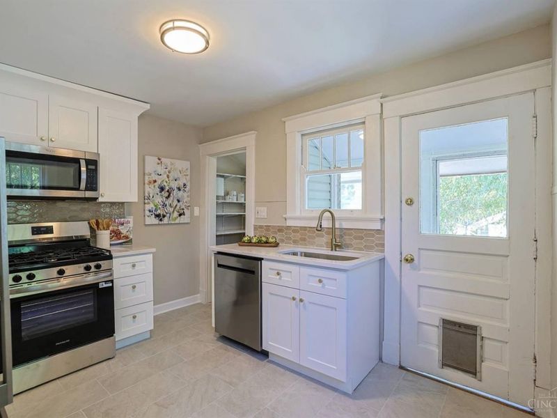 3015 Hull Avenue, Cincinnati, OH 45211 Photo 12