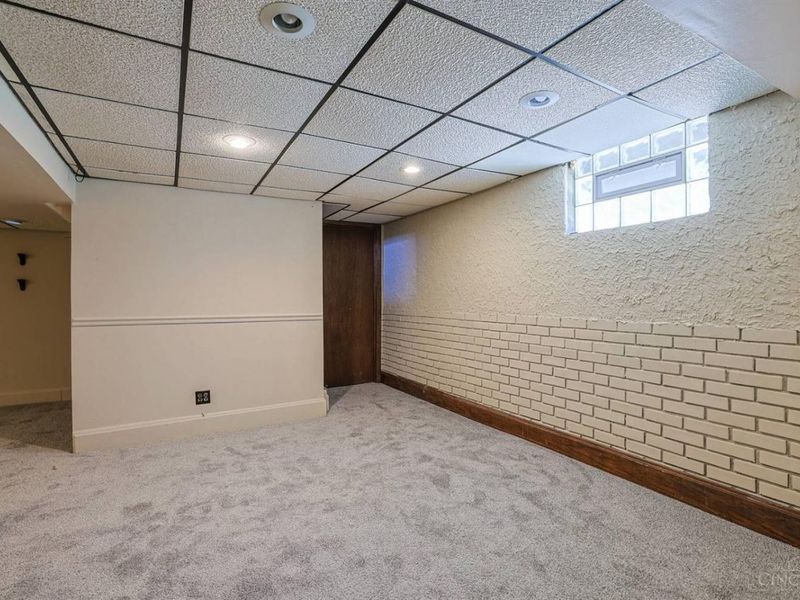 3015 Hull Avenue, Cincinnati, OH 45211 Photo 27