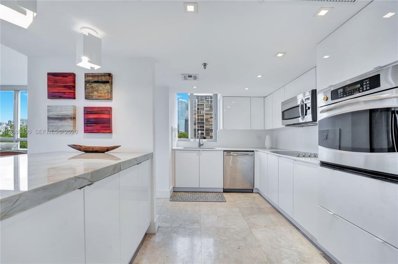 2025 Brickell Ave , Unit 706, Miami, FL 33129 Photo