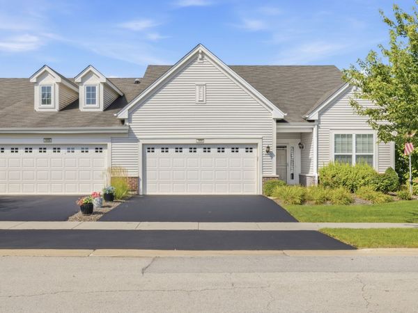 1666 Francis Drive , Pingree Grove, IL 60140