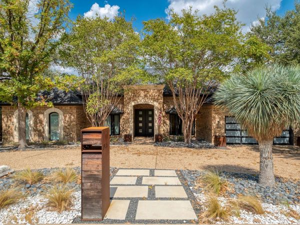 3908 Edwards Mountain DR, Austin, TX 78731