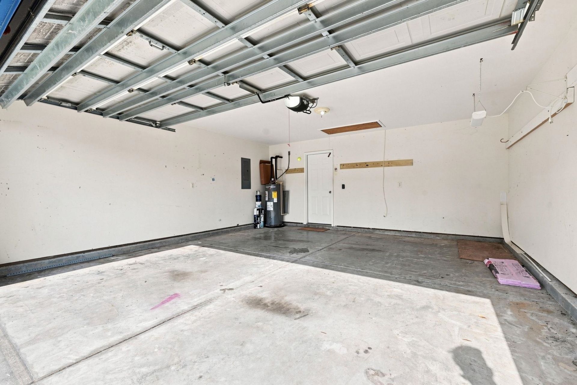 201 Coldwater Circle Photo 16