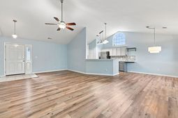 201 Coldwater Circle photo 4