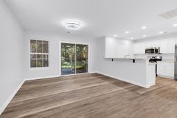 1068 Harvester Circle  photo 4