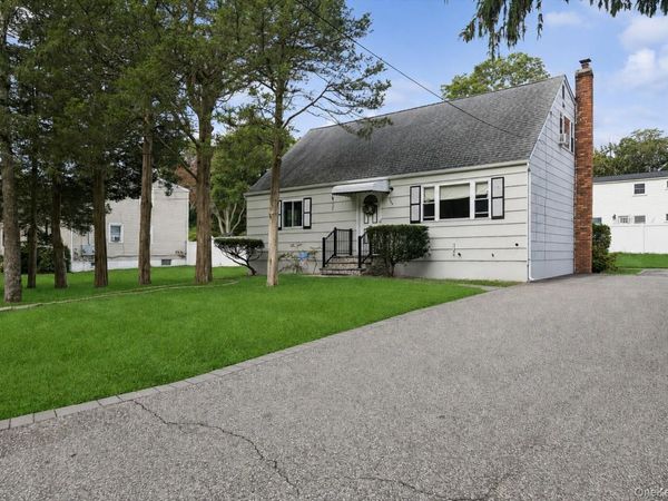 544 Park Avenue , Centereach, NY 11720