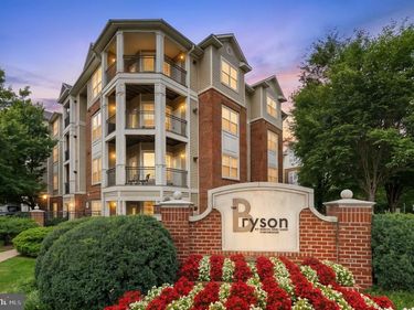 12949 CENTRE PARK CIRCLE, Unit 103, HERNDON, VA 20171