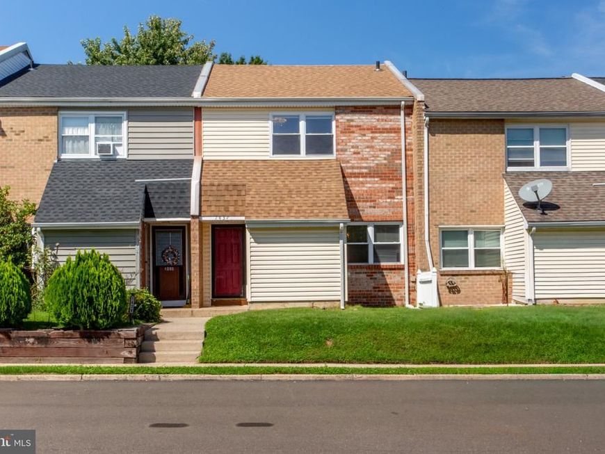 1437 Atterbury Way, Bensalem, PA 19020 Main Photo
