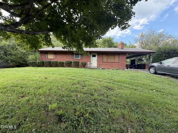 1447 Thompson Creek Road, Honaker, VA 24260