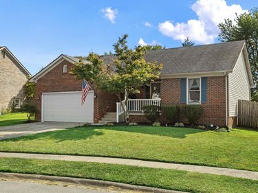2494 Harrods Pointe Trace, Lexington, KY 40514